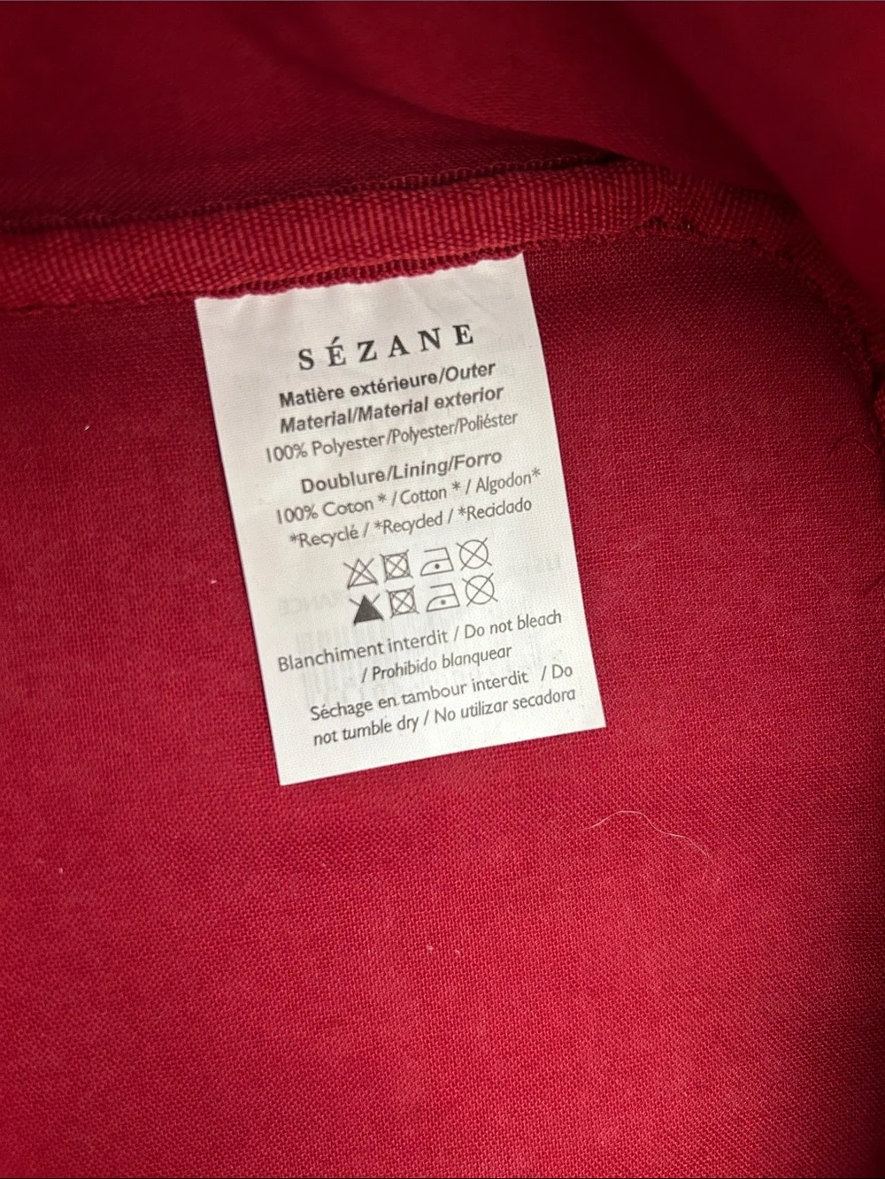 Sézane Mini Vanity Red Crushed Velvet Zip Cosmetic Makeup Case Tassel Zipper